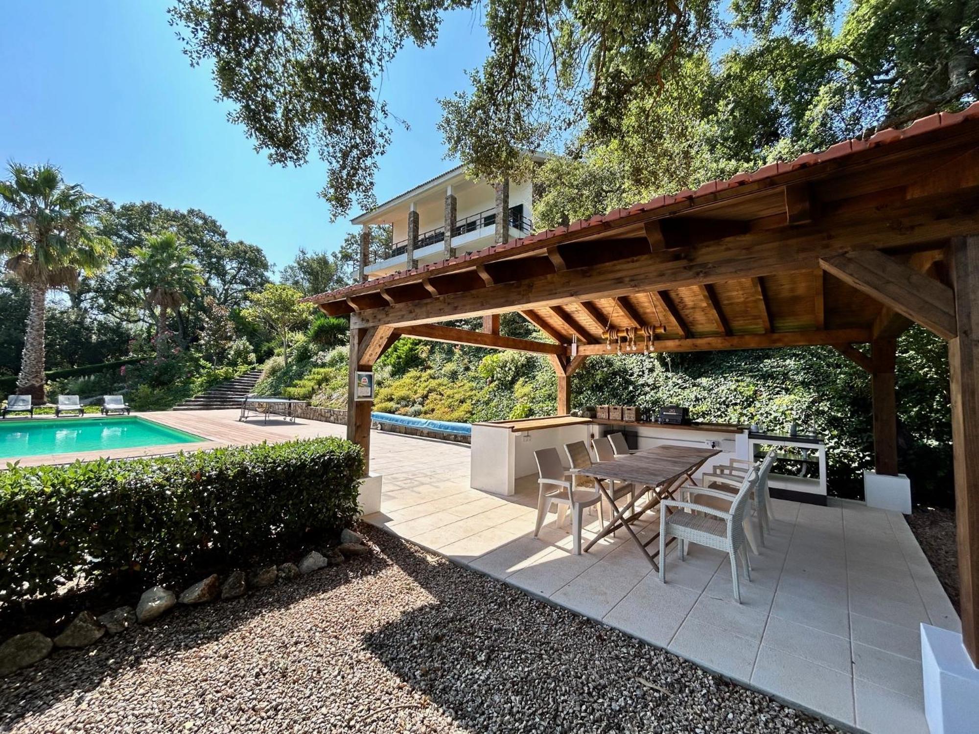 The Art House Villa Serra Exterior photo